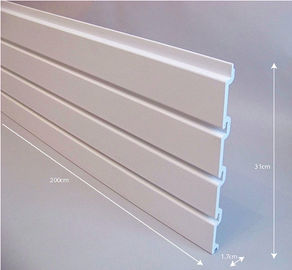 Almacenamiento plástico blanco de los paneles de pared del garaje del listón con los ganchos de la pared del listón