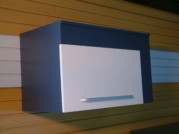 El almacenamiento durable Slatwall del PVC artesona los paneles de pared decorativos del garaje