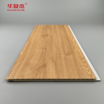 Venta al por mayor de paneles de pared de pvc de granos de madera de naturaleza paneles de techo de pvc antiagravajes para decoración residencial