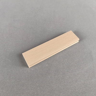 220 mm x 9 mm Panel de pared compuesto de madera y plástico Proceso de coextrusión impermeable