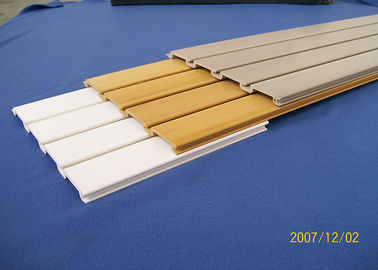 Los paneles del PVC Slatwall del impermeable para el sistema Panelings de la pared del sótano del garaje