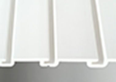 Los paneles de pared blancos de la tienda/los paneles de albañilería del listón para el lavadero