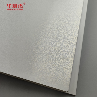 Los paneles de pared de PVC de 250 mm de ancho son la opción perfecta para entornos anticorrosivos