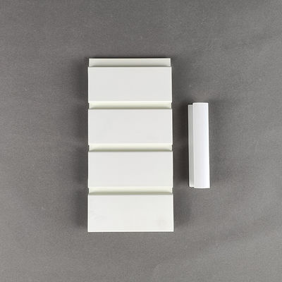 Buen precio Decoración de las tiendas de los paneles del PVC Slatwall del aislamiento del supermercado de Huaxiajie en línea