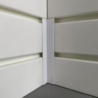 Buen precio Parte movible del Pvc de Huaxiajie Slatwall para la decoración de la pared de la casa en línea