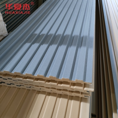 Buen precio Panel de pared exterior de WPC Panel laminado de WPC Decoración de edificios residenciales en línea
