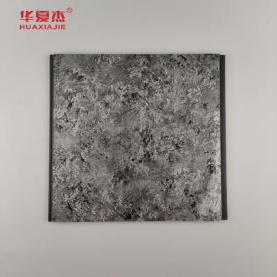 Buen precio Panel negro de alto brillo con patrón de halo de sliver Paneles de pared de PVC de diseño de lujo Panel de PVC para la decoración del hogar en línea