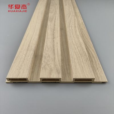 Buen precio Anticorcho Naturaleza Panel de pared de madera Wpc Decoración al aire libre Panel de Wpc laminado Tablero flotado en línea