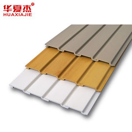Buen precio El garaje Slatwall del PVC del CE artesona el revestimiento plástico de la pared para Dislay interior en línea