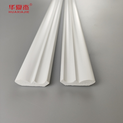 Buen precio Molduras decorativas de espuma a prueba de humedad, perfil de decoración de PVC en línea