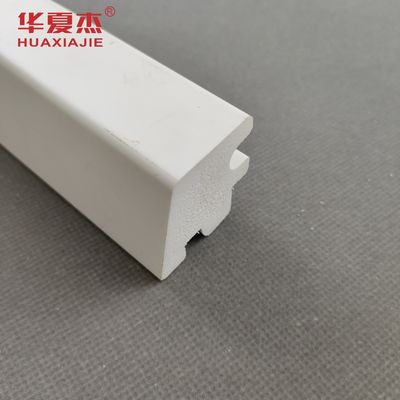 Buen precio Moldura de PVC blanca para alféizar de ventana, reciclable, 1-5/16'' de ancho x 1-3/8'' de alto, molduras de PVC para decoración de interiores En línea