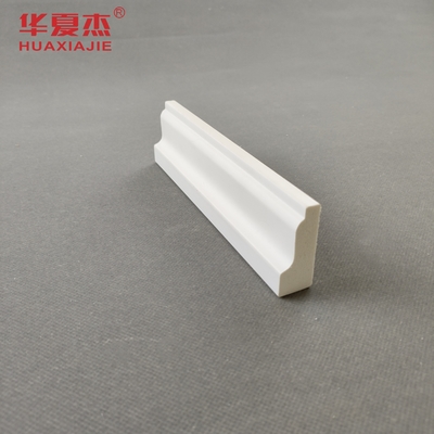 Buen precio Pvc resistente a la presión de agua con moldes de tejas de vinilo blanco de 12 pies en línea