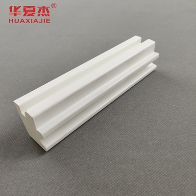 Encuadierne el moldeado de empaquetado del ajuste del PVC para el travesaño interior que sospecha el vinilo blanco los 7ft