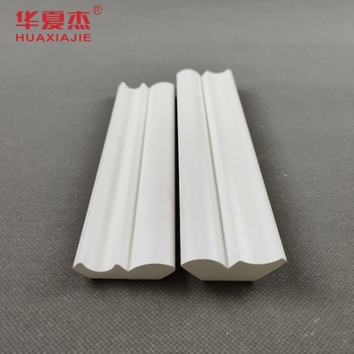 Vinyl blanco 12FT / 25/64 X 1-39/64 Coronilla de cama moldeado en PVC para la decoración de edificios