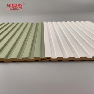 Venta al por mayor de paneles de pared de PVC laminados de color verde y blanco
