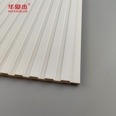 Venta al por mayor de paneles de pared de PVC laminados de color verde y blanco