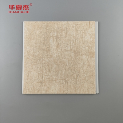 Precio de fábrica de estampado en caliente panel de pared de pvc panel de techo de pvc wpc patrón de bambú para decoración interior