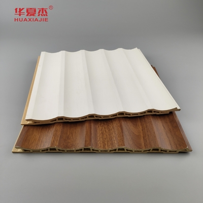 Panel de pared de PVC laminado Panel de PVC flotado Panel de PVC de madera blanca Panel de PVC de grano Decoración para el hogar y la oficina