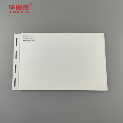 Moderno diseño panel de techo de PVC de 12' panel de pared de color blanco hoja de PVC decoración de edificios interiores