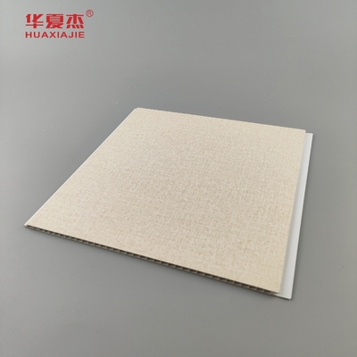 Nuevo diseño laminado 250x5mm panel de pared de PVC paneles de techo de grano de madera decoración interior y exterior