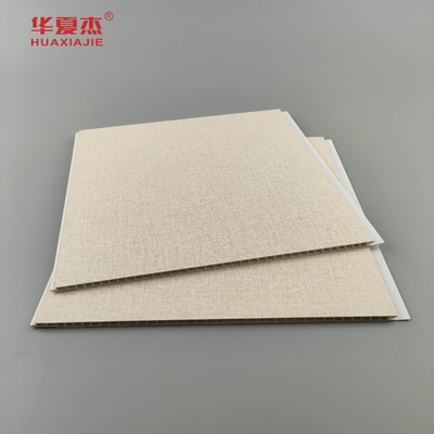 Nuevo diseño laminado 250x5mm panel de pared de PVC paneles de techo de grano de madera decoración interior y exterior