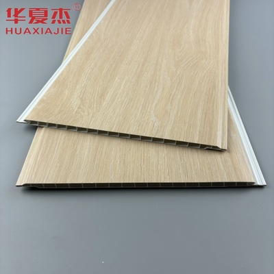 Moderno diseño de color roble panel de pared de PVC en forma de U panel interior de PVC material de construcción a prueba de humedad