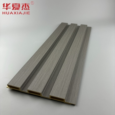 Venta al por mayor de paneles de pared wpc gris oscuro granos de madera wpc tableros de wpc acanalados decoración de paredes interiores