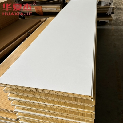 Panel de pared wpc blanco de alta calidad 600x9mm tablero wpc laminado material de decoración impermeable