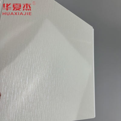 Plata base blanca con patrón metálico plateado con plata panel de pared de PVC Decoración de techo paneles de PVC para apartamento