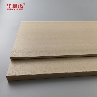 Marco de puertas de madera plástico compuesto de 12 'con forma rectangular cuadrada Wpc Jamb puerta