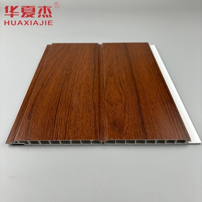 Panel de pared de pvc en forma de U de madera roja resistente a la humedad panel de techo de pvc para la decoración del salón del hogar