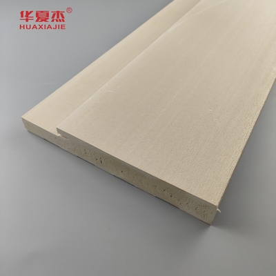 4.22kg/m Marco de puerta de WPC Moderno Versátil para ambientes interiores / exteriores