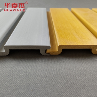 Paneles de PVC de 300 mm x 17 mm con longitud personalizada y excelente resistencia al impacto