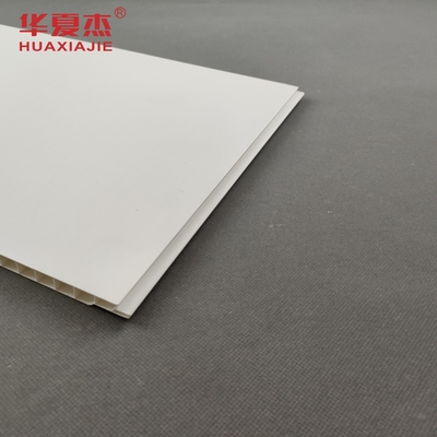 Panel de pared de PVC blanco a prueba de humedad de 250 mm de ancho para un proyecto de renovación de viviendas