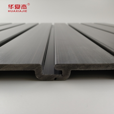 Paneles de pared ranurada de PVC negro brillante para interiores del hogar Panel de garaje de PVC