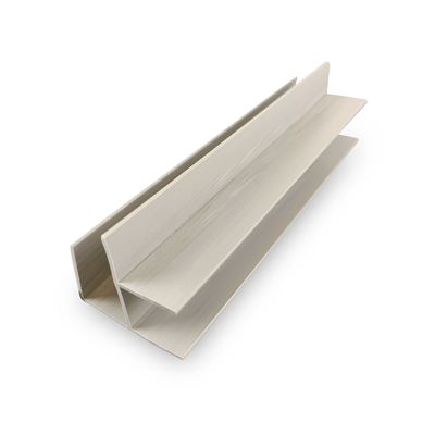 Buen precio El panel de la esquina Grey Color Decorative negro blanco del Pvc Slatwall del moldeado en línea
