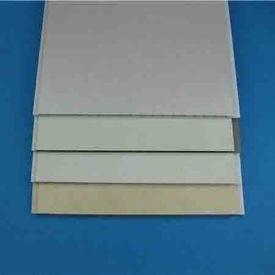Los altos paneles de techo laminados del lustre para las casas modernas