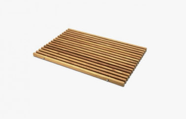Buen precio estera grabada en relieve haya de los 60cm * de los 80cm Skidproof WPC para la instalación fácil del cuarto de baño en línea
