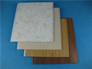Buen precio Los paneles de pared resistentes a la polilla del cuarto de baño del revestimiento del pvc del funcionamiento para la decoración interior en línea