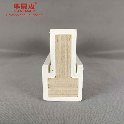 Buen precio Moldeados del PVC del estilo contemporáneo para el color de encargo y el tamaño de la decoración interior en línea