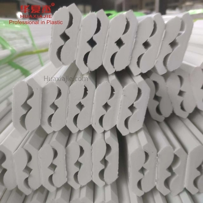 Buen precio Altos moldeados brillantes del PVC de la corrosión anti para el interior casero en línea