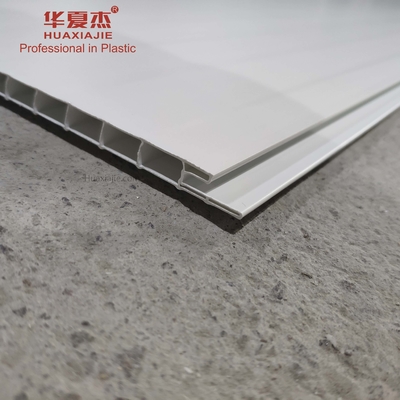 Buen precio El panel de techo blanco de impresión brillante incombustible del Pvc para la decoración en línea