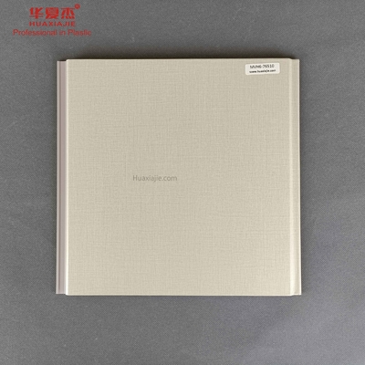 Buen precio Paneles de pared de PVC de lámina de estampado en caliente para decoración del hogar en línea