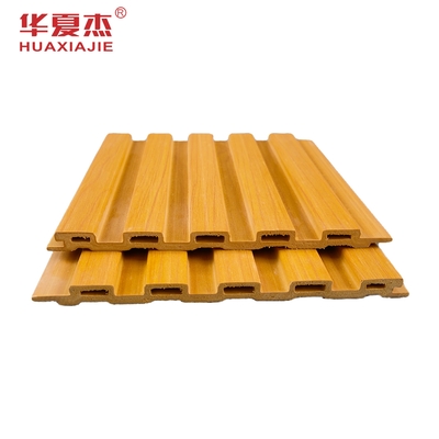 Buen precio Los granos de madera impermeabilizan la decoración interior del panel de pared de WPC 150mmx10m m en línea