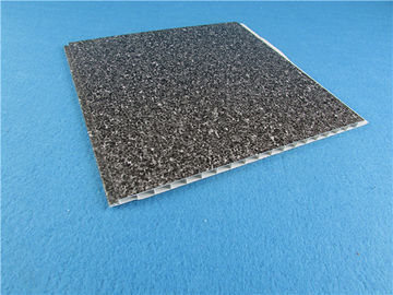 Buen precio Tejas fáciles de la pared del PVC de los paneles de pared del Pvc del color oscuro de la instalación para la decoración casera en línea