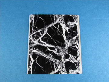 Buen precio Los paneles de techo de intensidad alta del PVC/prenda impermeable de mármol artificial del tablero para el cuarto de baño en línea