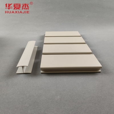 Buen precio Fácil de instalar paneles de PVC de pared lisa para accesorios de pared de garaje en línea