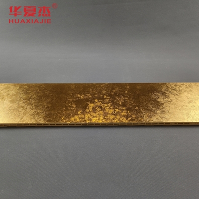 Buen precio Proceso de galladura Panel de pared de WPC Superficie lisa 600 mm X 9 mm Panel de decoración en línea