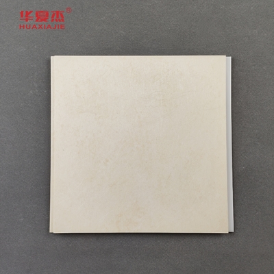 Buen precio Panel de pared de PVC de baño de venta al por mayor Panel de techo de PVC para decoración del hogar en línea