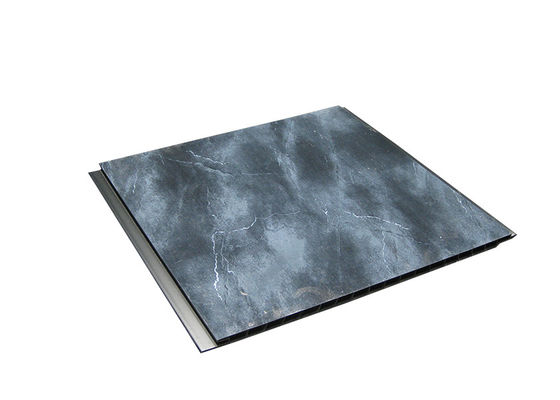 Buen precio Paneles de pared de PVC de color mármol negro de panal de miel para lavandería, bañera de rayas Paneles de pared de ducha en línea